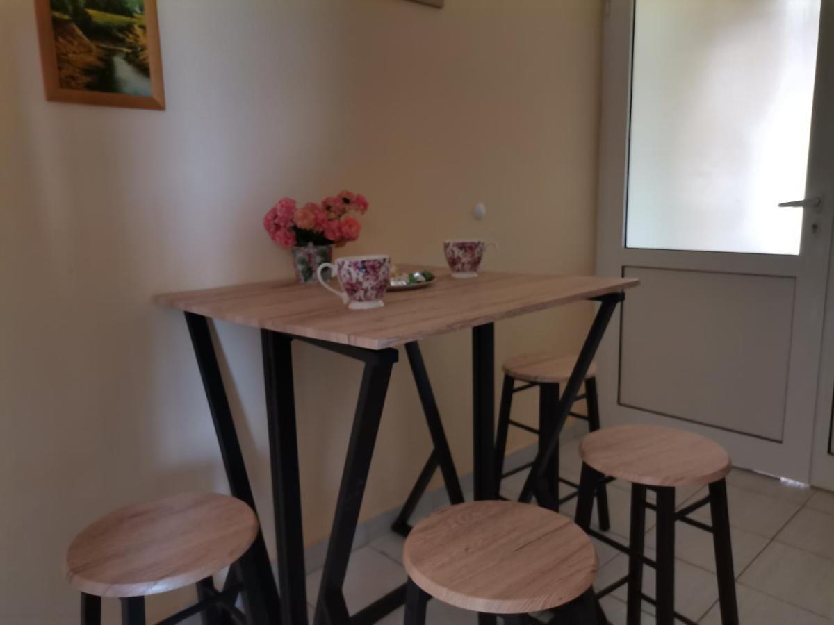 Guest House 51 كرانيفو المظهر الخارجي الصورة
