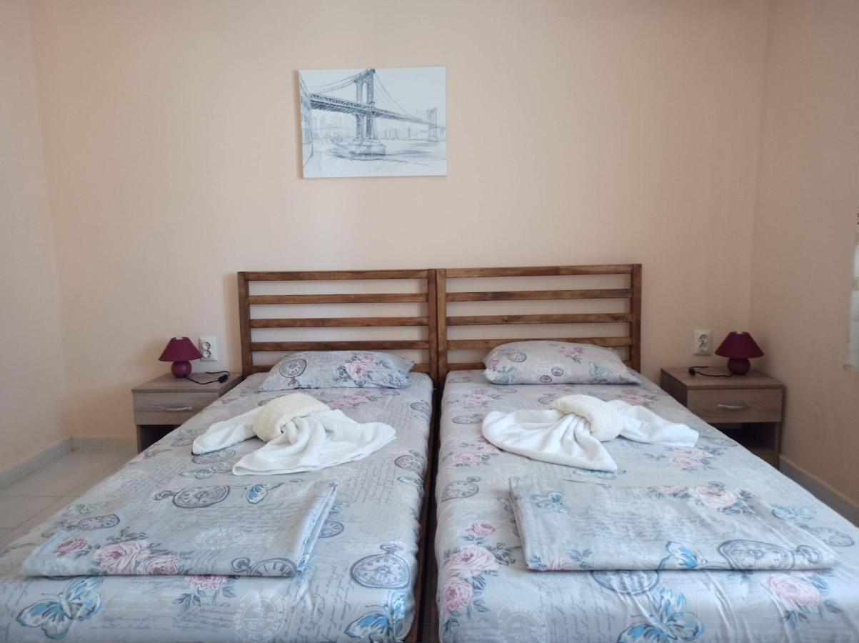 Guest House 51 كرانيفو المظهر الخارجي الصورة