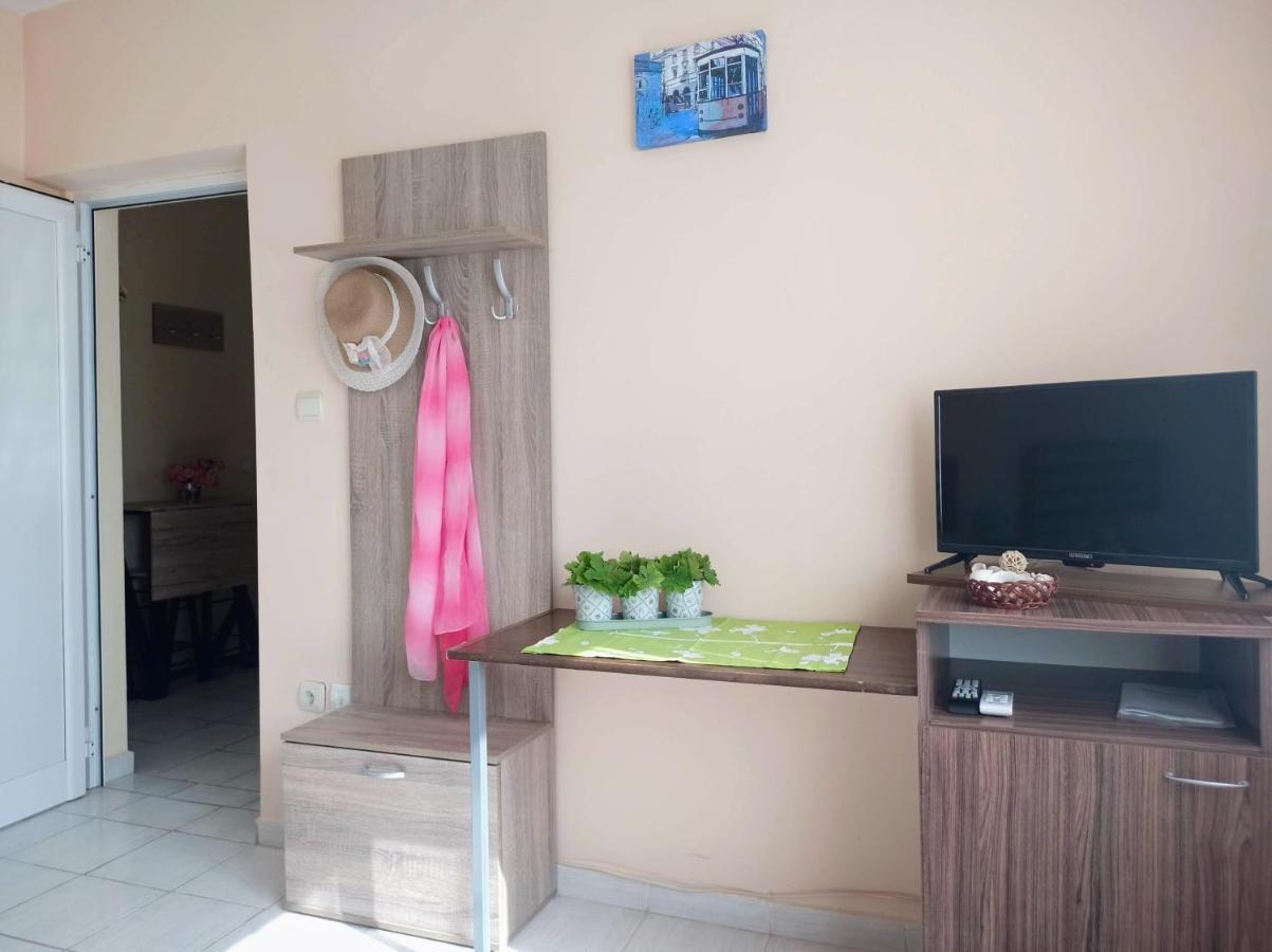 Guest House 51 كرانيفو المظهر الخارجي الصورة